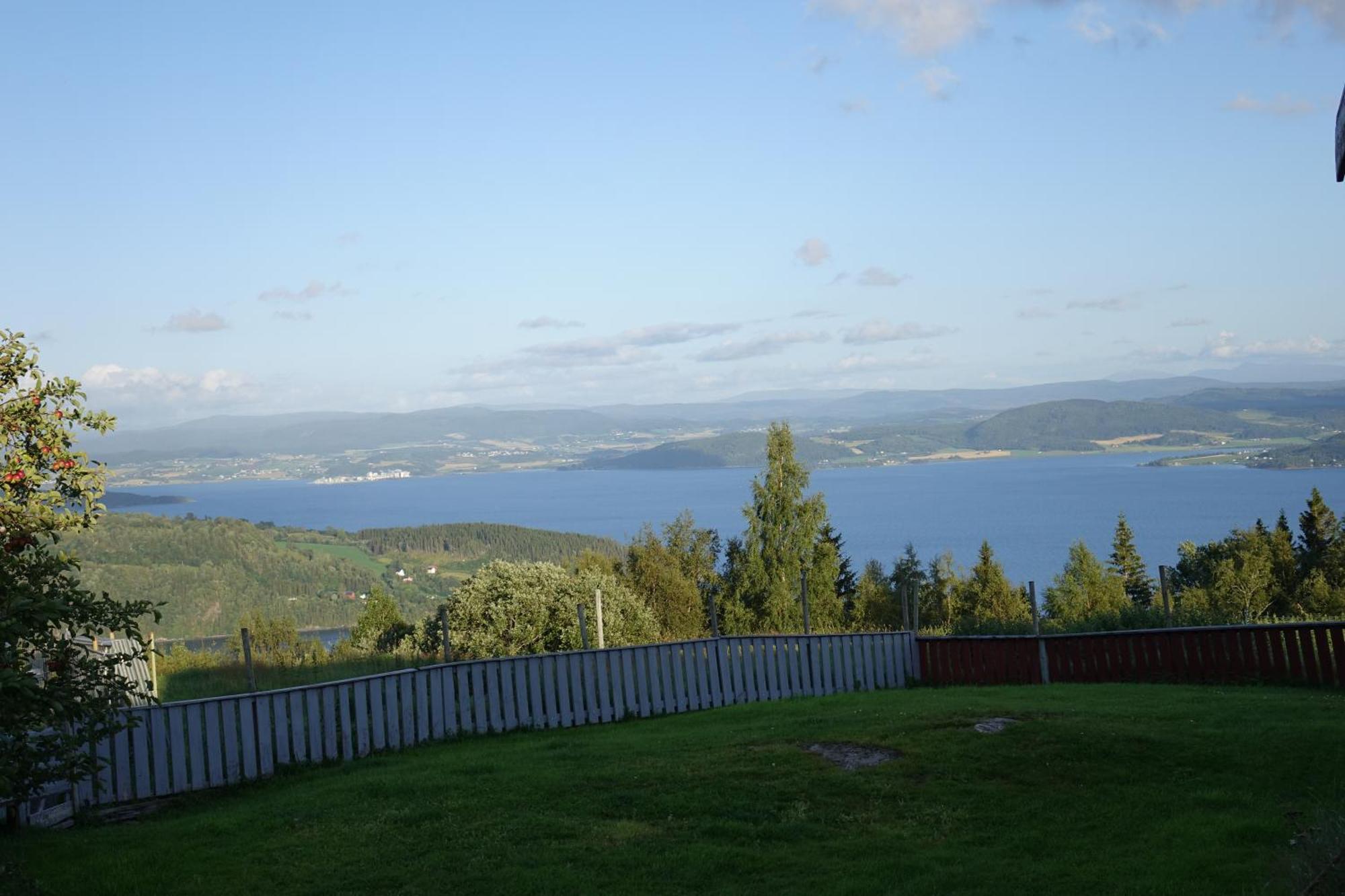 Guesthouse Hamran Mosvik Exterior foto